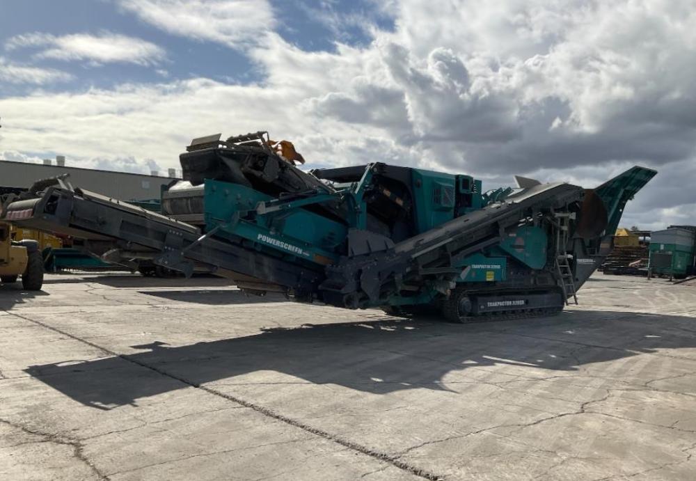 2018 POWERSCREEN TRAKPACTOR 320SR