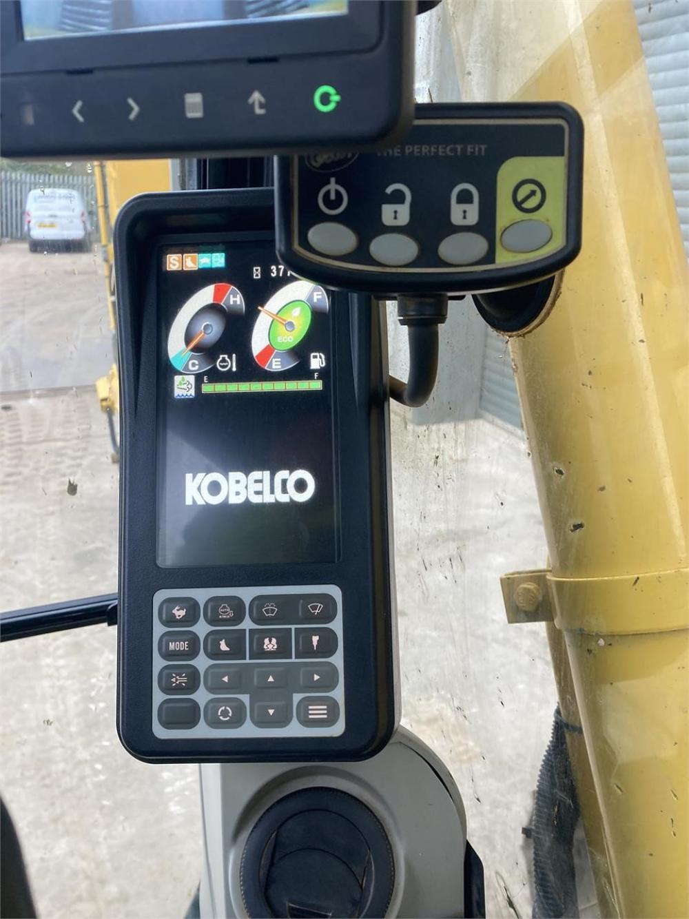 2019 KOBELCO SK140SR LC-5