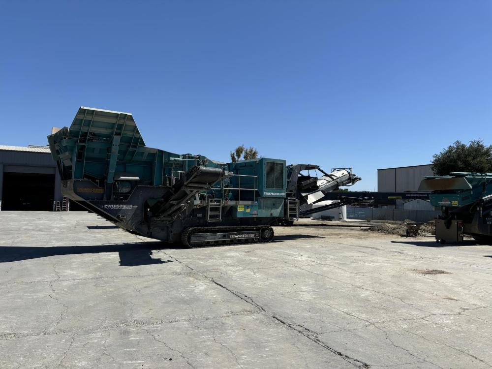 2019 POWERSCREEN TRAKPACTOR 320